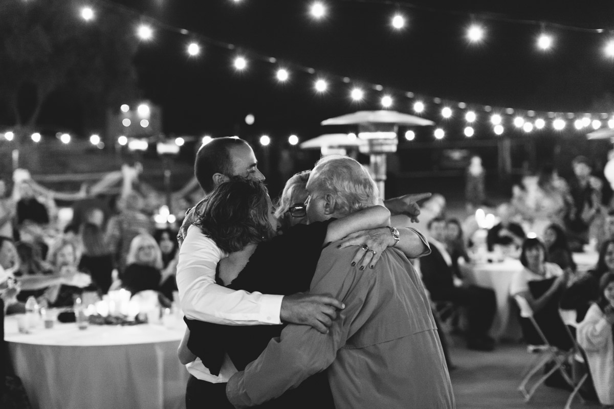 Backyardweddingphotographerincarlsbadvistoceansideescondidosanmarcos-14