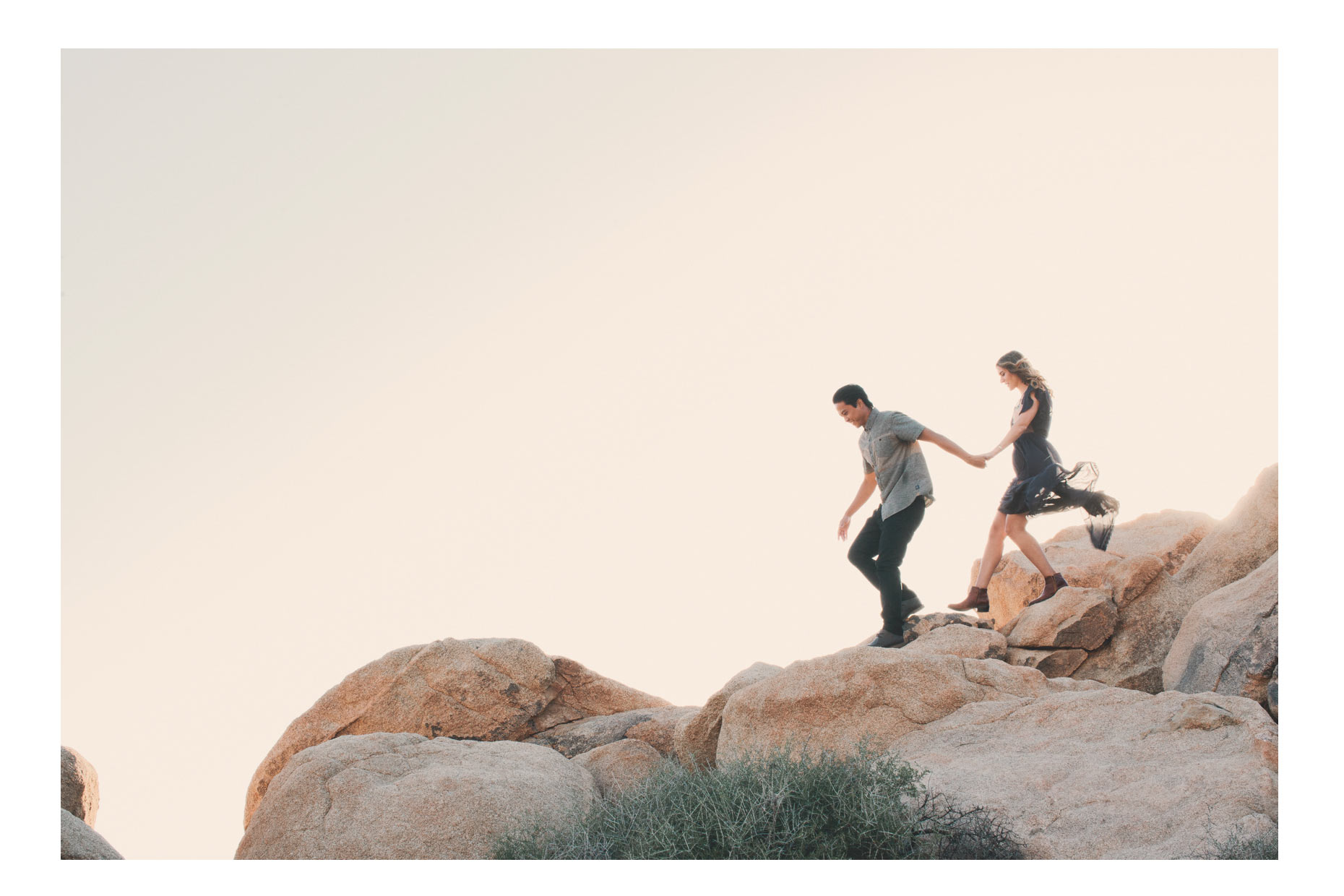 joshua-tree-wedding-engagement-photographer-in-pioneertown-the-ruins-wedding-photographers